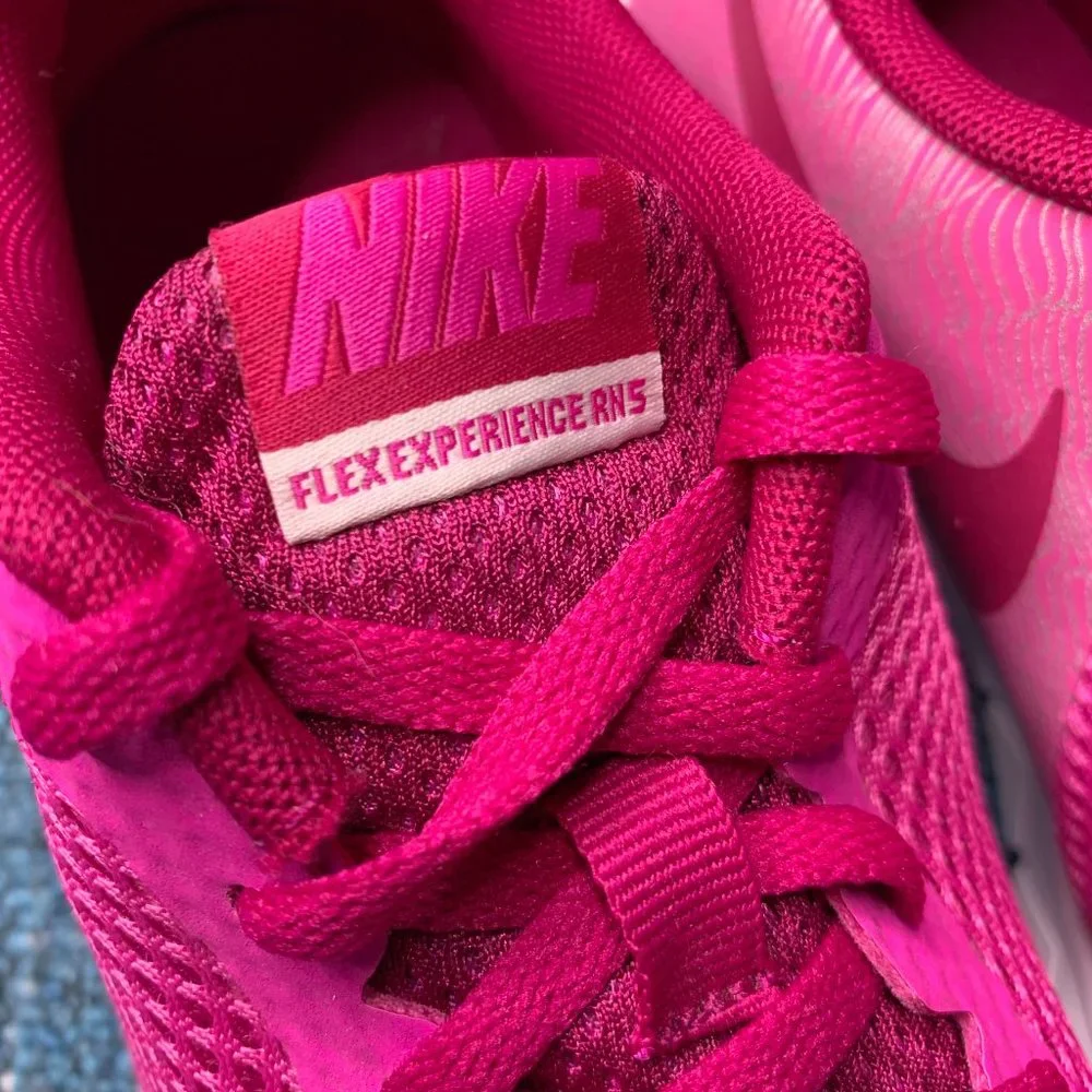 Nike Flex Experience RN 5 Pink Lace Up Sneakers Running Shoes Youth Size 5Y